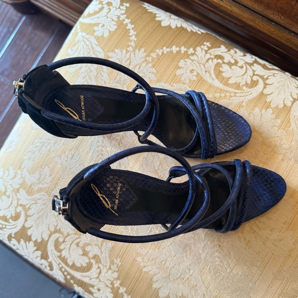 B Brian Atwood Sandals - Picture 6 of 11